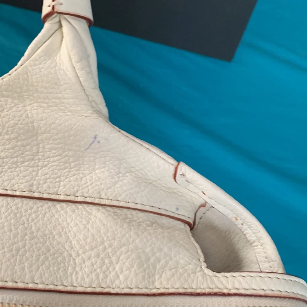 Kate Spade White Tote/Satchel in Pebbled Leather